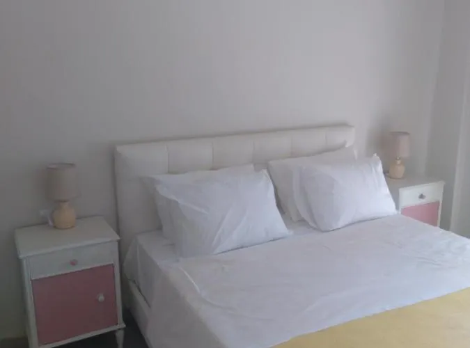 Dom wakacyjny Iokasti 5 *